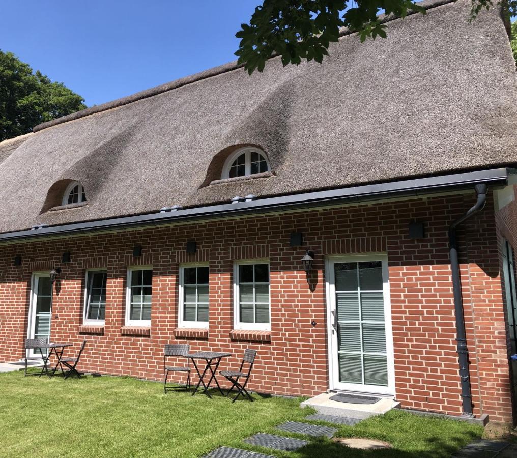 Ferienwohnungen Unter Den Eichen Stade Exteriör bild